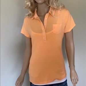 Women vineyard vines top